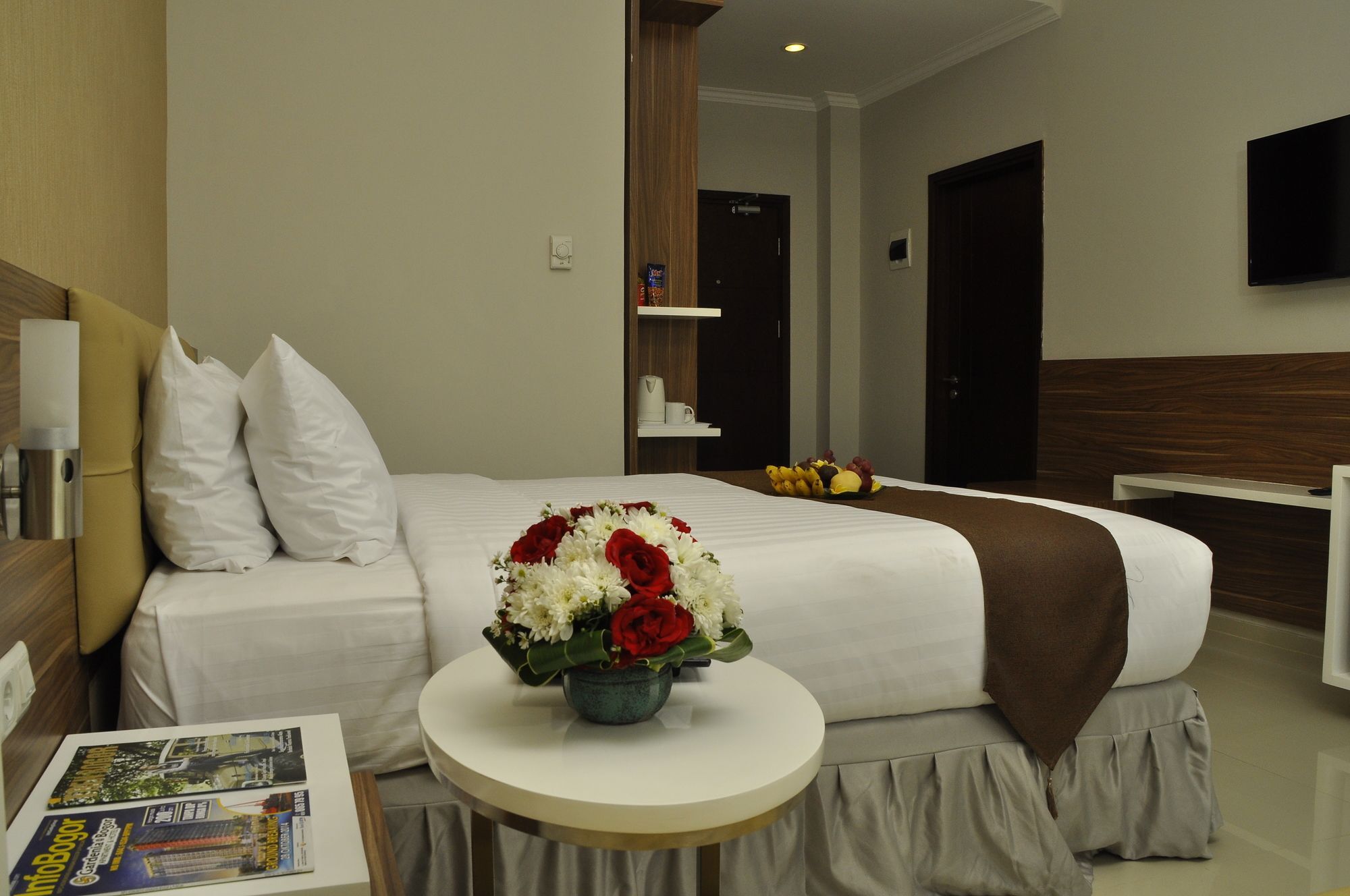 Lorin Sentul Hotel Bogor Exterior photo